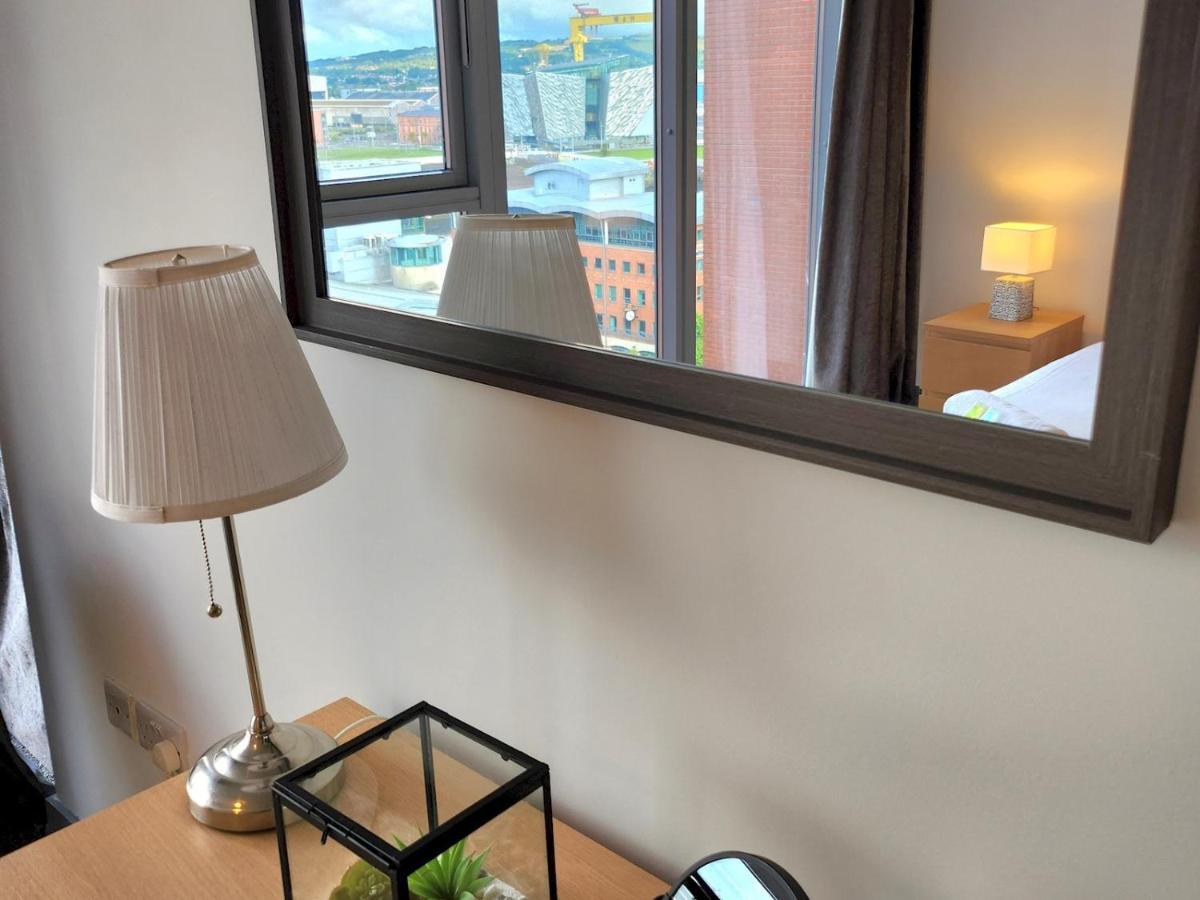 Pass The Keys Stunning Penthouse With Balcony Sunset Views Lägenhet Belfast Exteriör bild